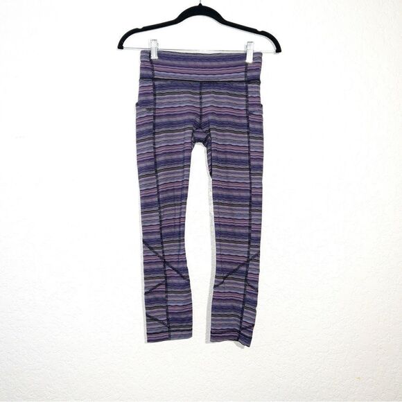 Lululemon Violet Stripes Pace Rival Cropped Leggings Size 4 - Picture 2 of 7